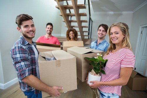 Checklist and moving supplies for a home relocation in Merton