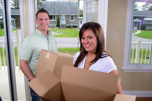 Pricing quote discussion for a van move in Merton