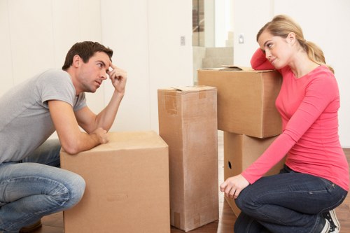 Packing checklist and moving day preparation for Merton customers
